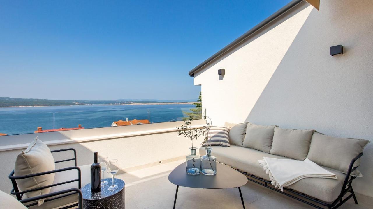 Apartments Villa Frankola With Swimming Pool Crikvenica Exteriör bild