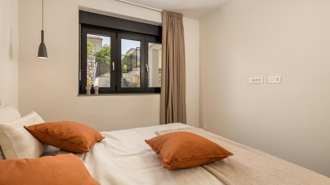 Apartments Villa Frankola With Swimming Pool Crikvenica Exteriör bild