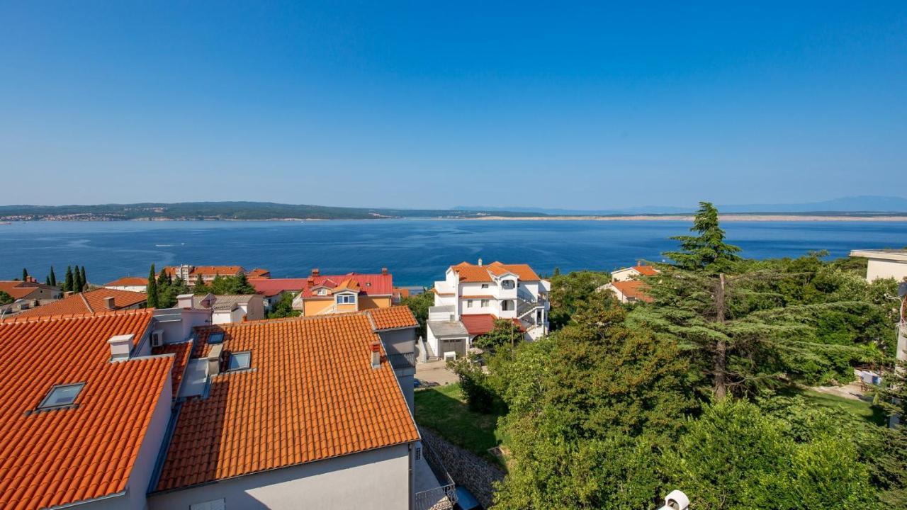 Apartments Villa Frankola With Swimming Pool Crikvenica Exteriör bild