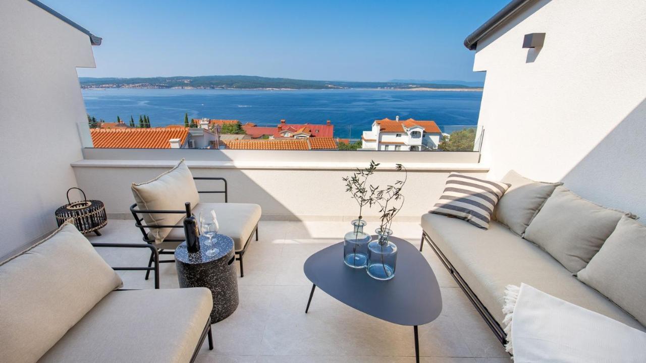 Apartments Villa Frankola With Swimming Pool Crikvenica Exteriör bild